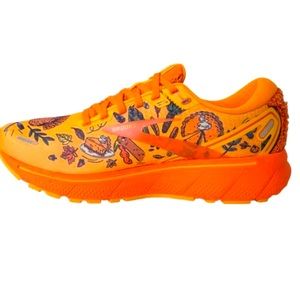 Brooks Turkey Trot Sneakers